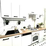 L3 City Centre Stylish Flat Ac