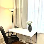 L3 City Centre Stylish Flat Ac